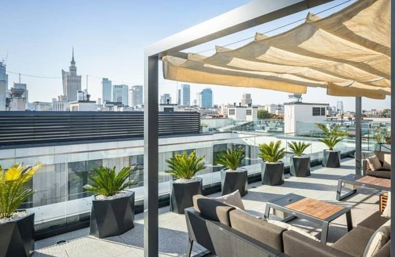 Alquiler de un amplio apartamento de 3 habitaciones, 117 m², distrito Śródmieście, Varsovia, Polonia